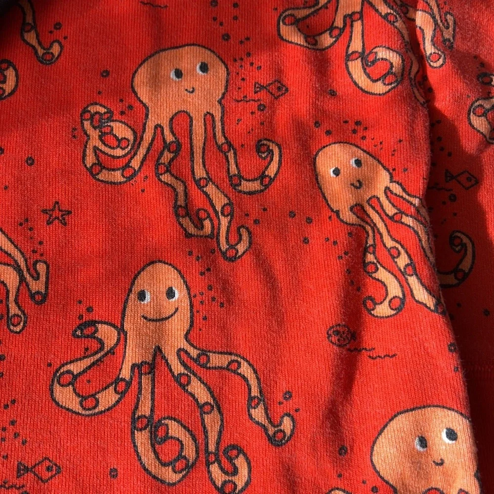 Hanna Anderson kids pjs with an octopus design - Picture 3 of 8